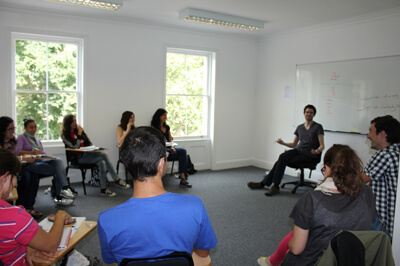 Curso inglés intensivo Londres Delfín